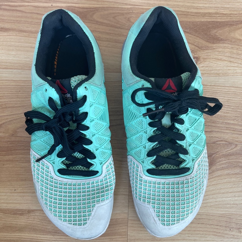 Reebok Nanos green / white size 8.5